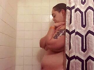 Ex Girlfriend Enjoys A Relaxing Shower Bath With Friends