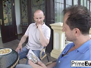 Simone style wants every hole fucked hard