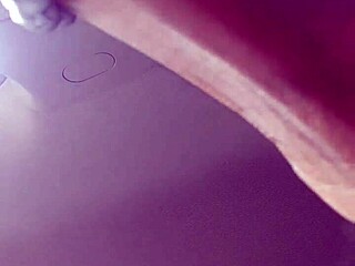 Ebony Babe Gives Sloppy Blowjob In Car!