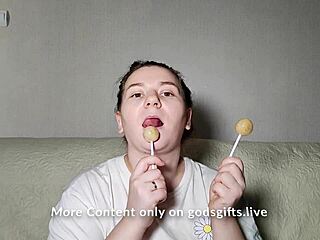 how i love this double blowjob on webcam