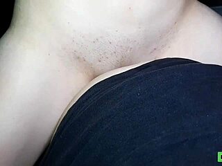 i sucked that slut's pussy hard then came so good as she rode my dick