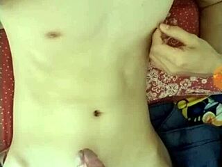 Gay sục cu in HD video