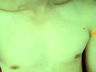 Gay guy intensely sucks cock on Blued