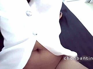 Amateur Vietnamese teen gets her deepthroat skills tested