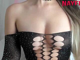 Experience the ultimate cuckold fantasy with this sexy blonde