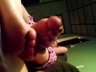 Jordi Plays With Food And Big Tits