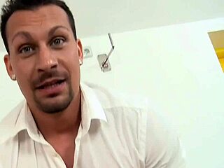 Watch this casual gay sex video.