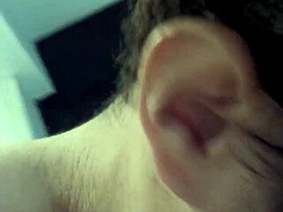 Guille says, 'I'm breaking these asses'