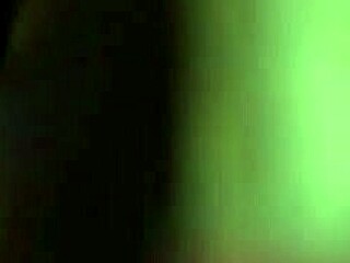 Thick cock penetrates pussy for creampie
