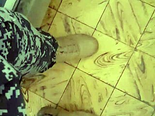 check out this hot mexican marine guy 😏