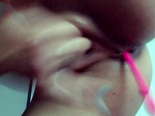 Cam girl goes wild squirting with three fingers solo! She masturbates madly.