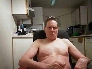 another cumshot video with cock masturbation and missionary 😏