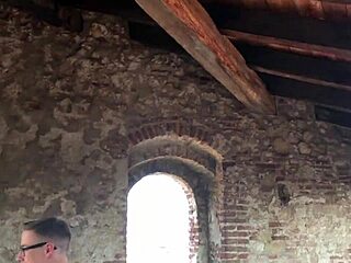 Elizabeth Kiedis Feels Passion In Blowjob