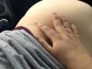 She gives a blowjob while sucking cock and cum on ass