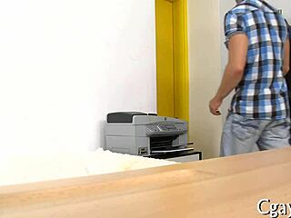 I love gay oral service, it's so hot