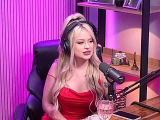 She gave and received a lot in the studio in California, USA.