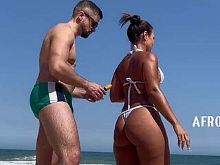 afrodite intensely sucks dick on barra da tijuca beach