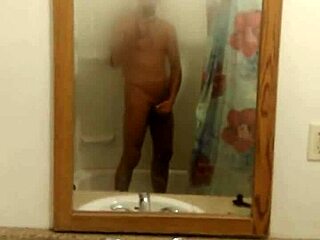 girl masturbates in the bath