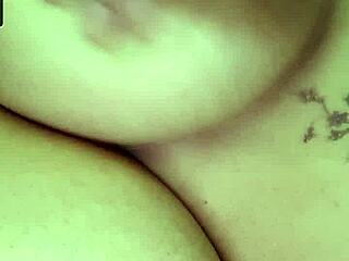 Amateur with huge tits tests live webcam on mobile phone