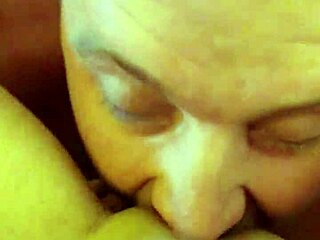 Brother teasing my pussy so good 😍