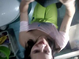 Crazy Hot Chick Gives Sloppy Blowjob And Drains Balls In Bathroom