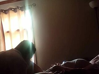 sexy amateur enjoys licking and keeps going strong