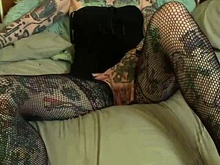 feel the encouragement while jerking off with tattoos and glasses