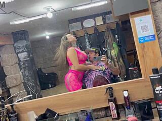 barbearia da pernocas, aqui se faz barba, cabelo, e bigode com prazer?