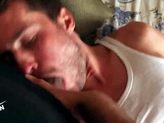 Max Dickson Stars In Amateur Gay Porn With Domination Scenes