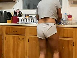 anna maria teases while doing dishes and dancing