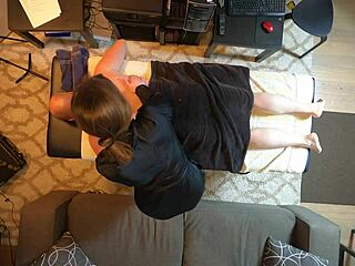 Gigi Breeze Gets Fetish Massage Top 1