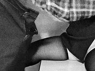 Secretary climbs chief's member for annual prize