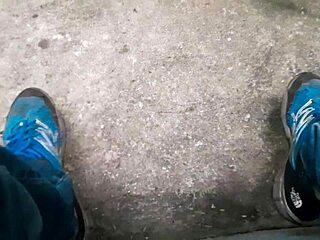 Gay brasileiro masturbating in the woods!