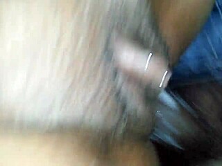 creamy pussy gets filled with creampie