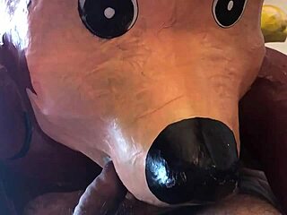 Paula’s pie fetish: A unique sexual desire