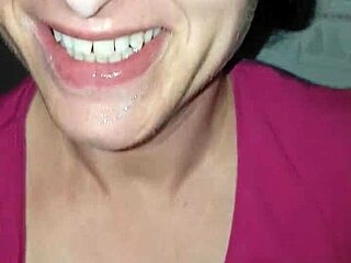 Hey, Watch Me Finger and Squirt Like Crazy!