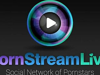 Alyssia Kent masturbates solo passionately