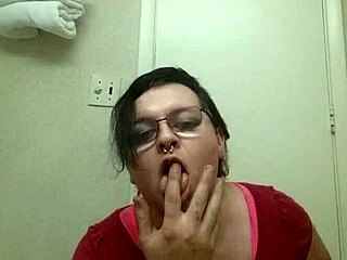 i love watching this tranny's teasing striptease ripping clothes and showing panties