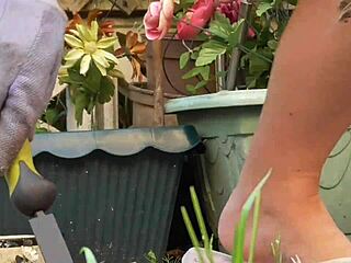 Hot Girl Flashes Ass and Pussy in New Shorts on Balcony