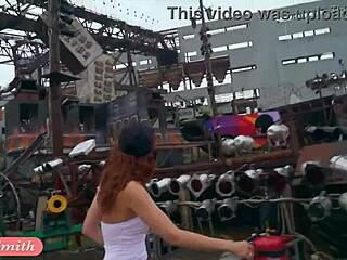 i love jeny smith's camel toe and big ass in tight white suit