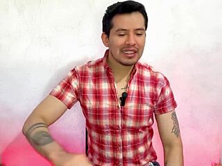 straight friend lets gay friend suck his 23cm endowed dick 😏