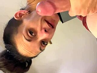 Roxi Reynolds Blows Big Cock