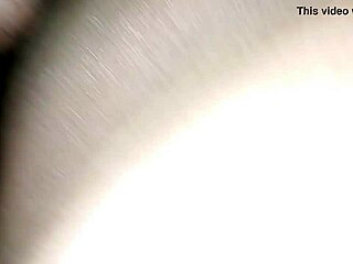 i love that big booty and phat dick on light skin.