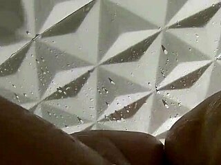 Fucking Hot Sister-in-Law in the Shower - Anarothbardreal