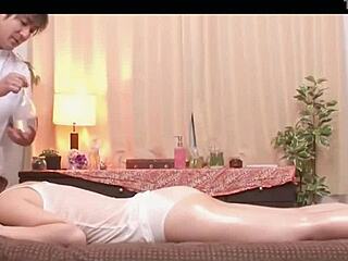 Massage Japan brings soothing touches in a 2019 video session.