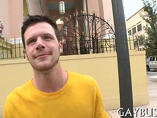 Gay sex in an amateur video