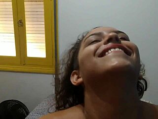 Hot Argentine teen seeks Brazilian pyrocas for amateur action