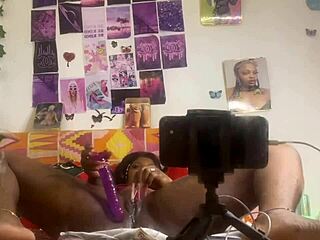 Did you see me playing with my pussy in front of the mirror?