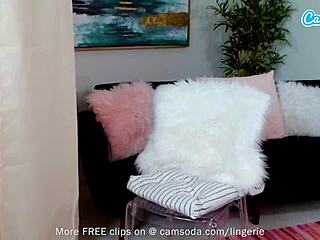 busty milf lexi luna spreads wide for magic wand on camsoda