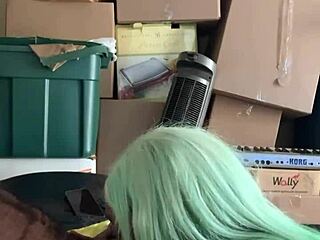 Neighbor helped with the move, so I repaid with deepthroat and facial 😏💦